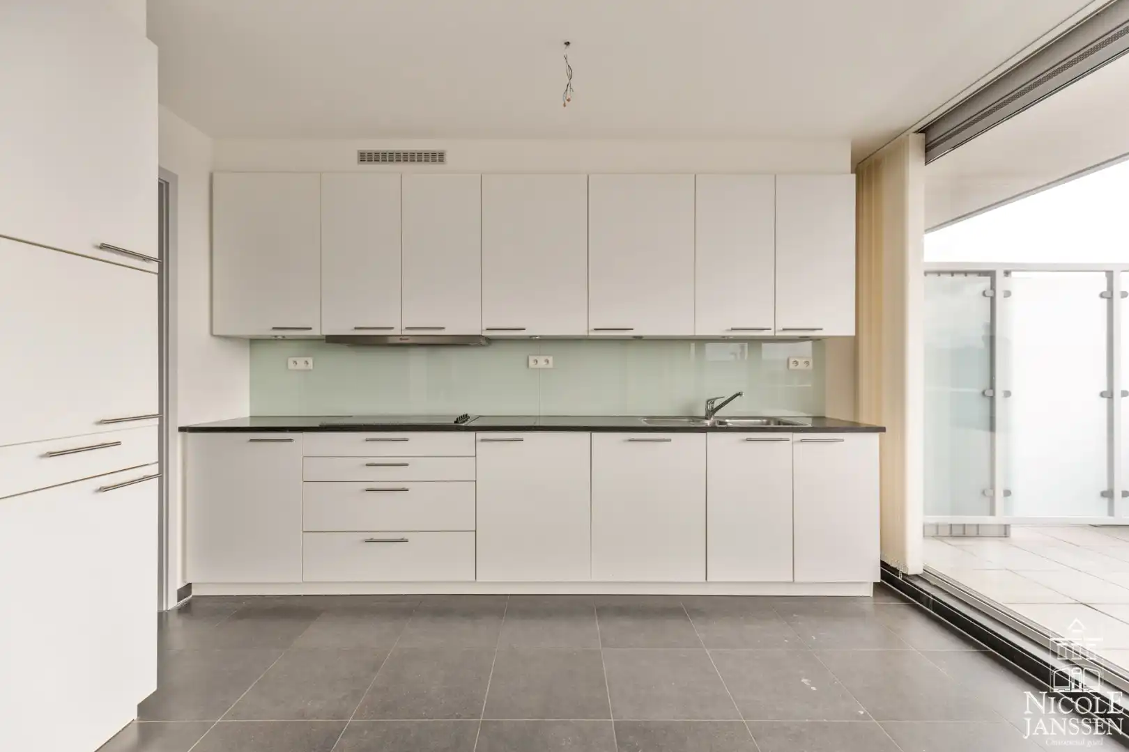 Luxe penthouse op de vierde verdieping met ruime terrassen foto 15