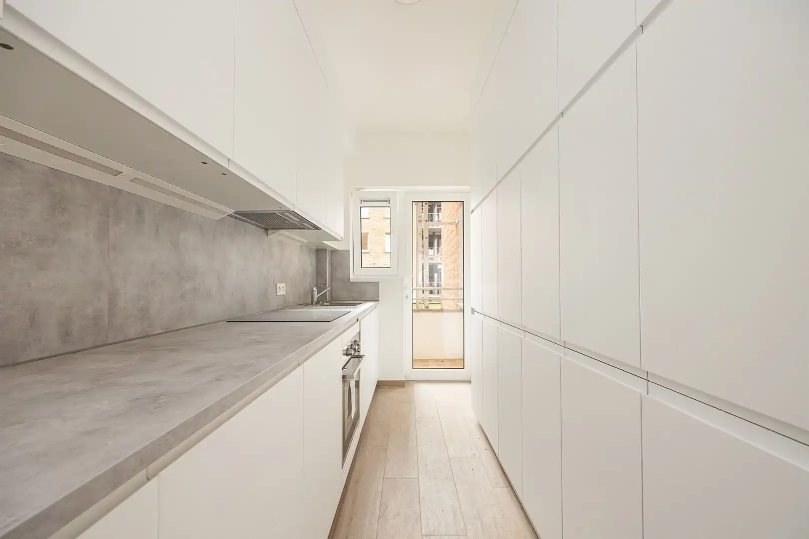 Gerenoveerd appartement aan Zuidpark foto 7