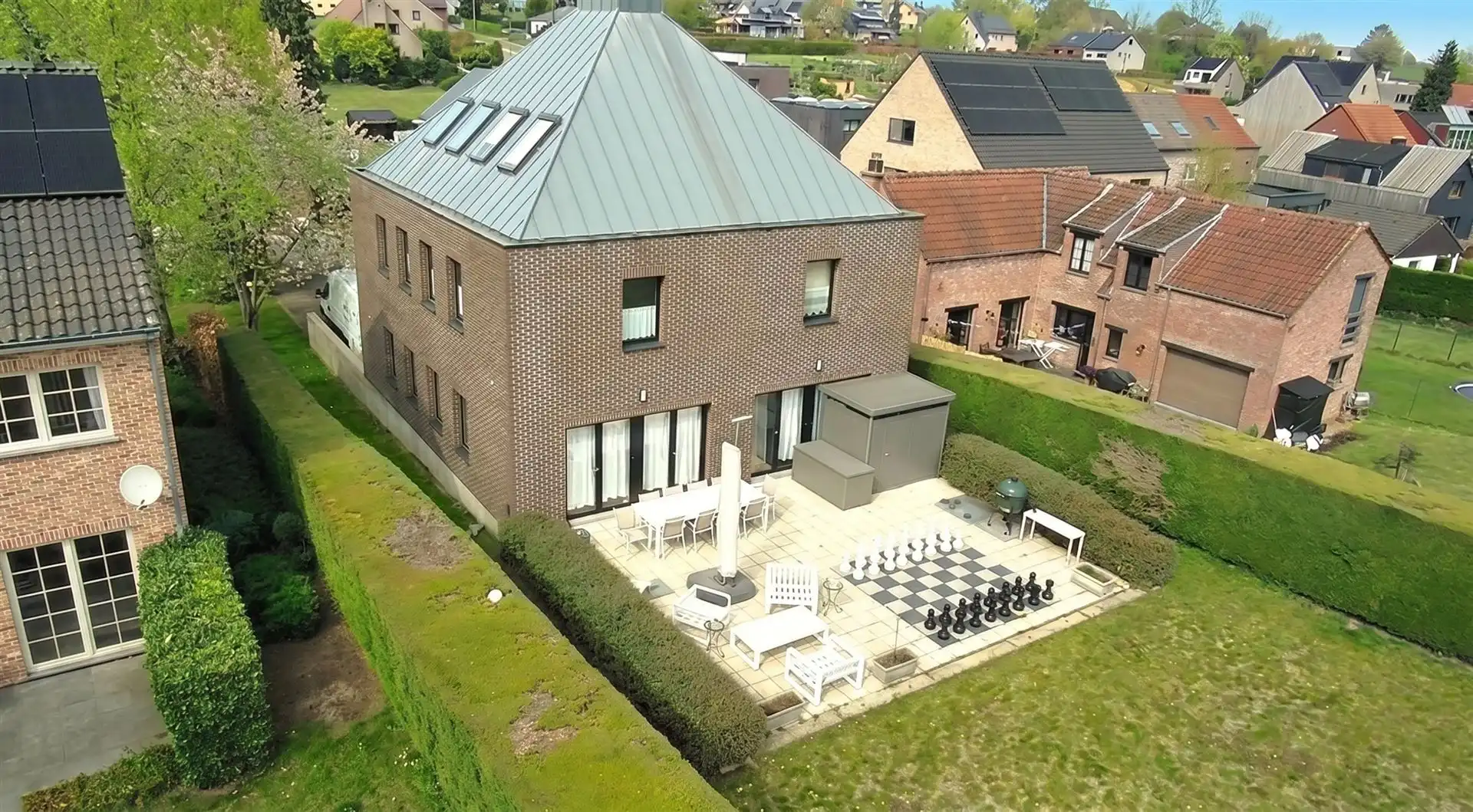 Ruime villa 6 slpks, 2 bureaus, 5 badkamers op +/-17are foto 15