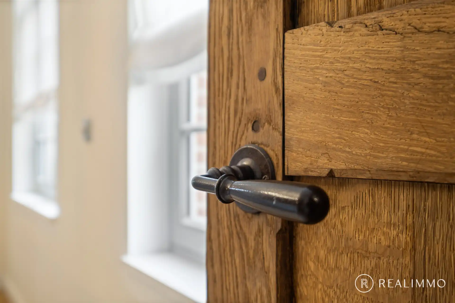 EXCLUSIEVE VILLA TE KOOP IN ZULTE foto 8