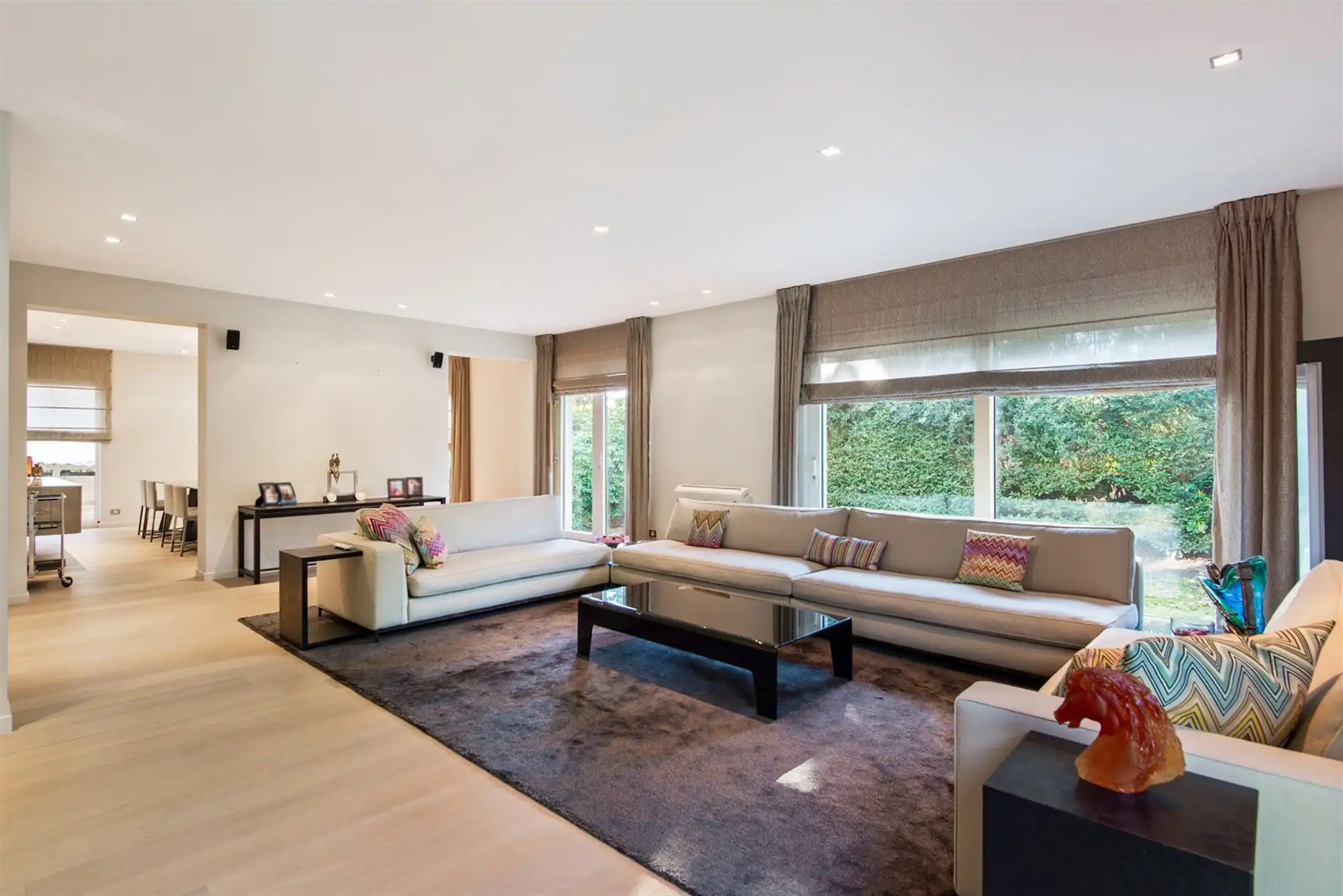 Exclusieve energiezuinige vrijstaande villa te Wilrijk foto {{pictureIndex}}