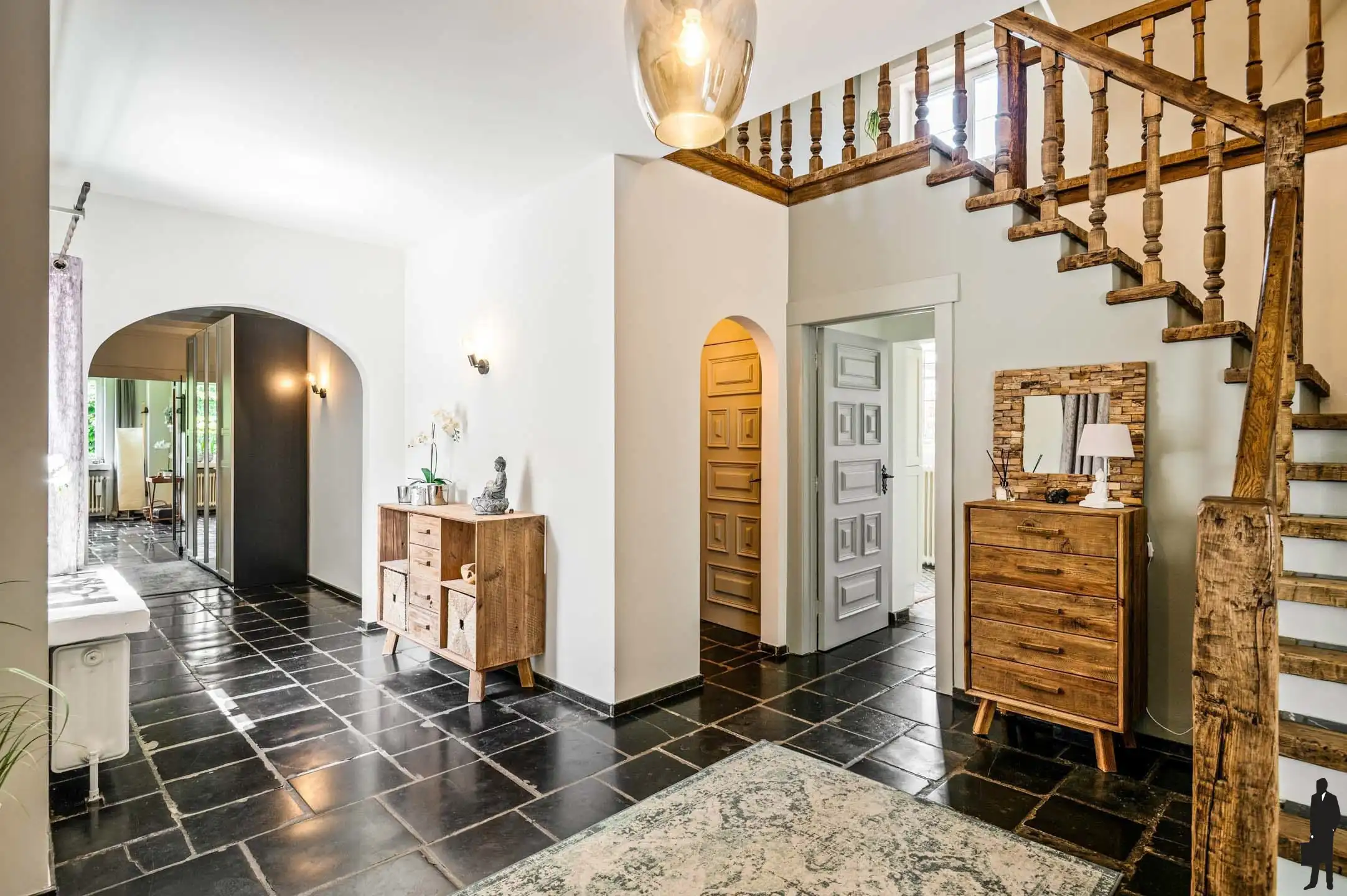 Exclusieve villa met zwembad en professionele ruimte foto 6