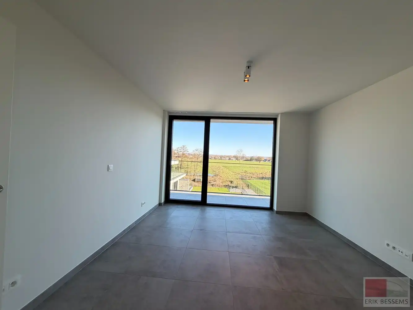 Modern nieuwbouwpenthouse van 140 m² met 2 slaapkamers, badkamer foto 6