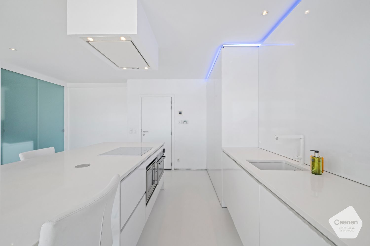 Luxueus 1-slaapkamerappartement met adembenemende zichten en hoogwaardige afwerking foto 8