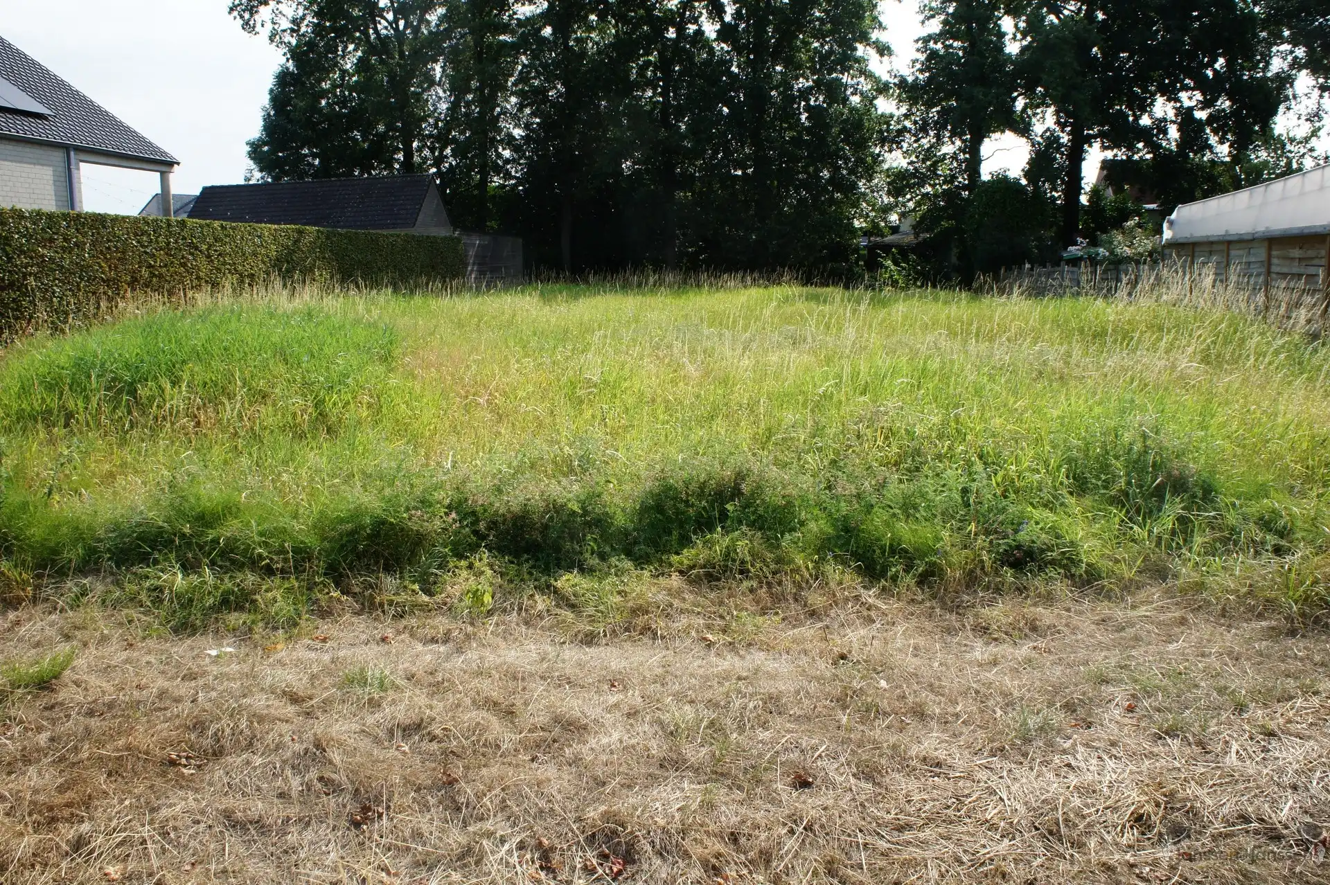 Bouwgrond van 771 m² voor open bebouwing te Oostmalle. foto {{pictureIndex}}