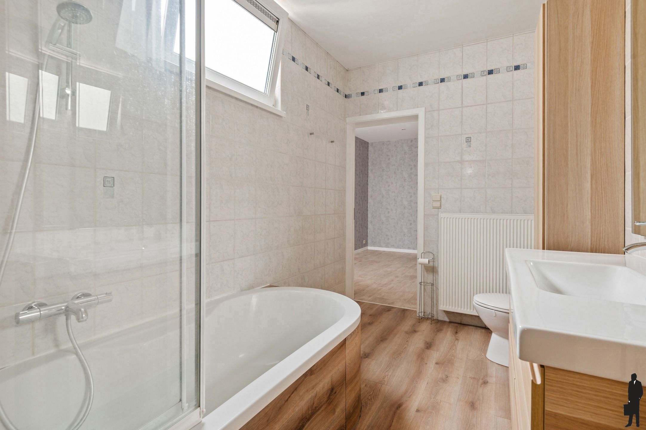 Instapklaar huis met 2 Slaapkamers op centrale locatie. foto 9