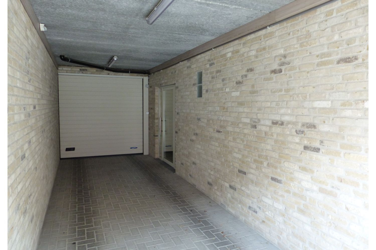 Garage te koop foto 3