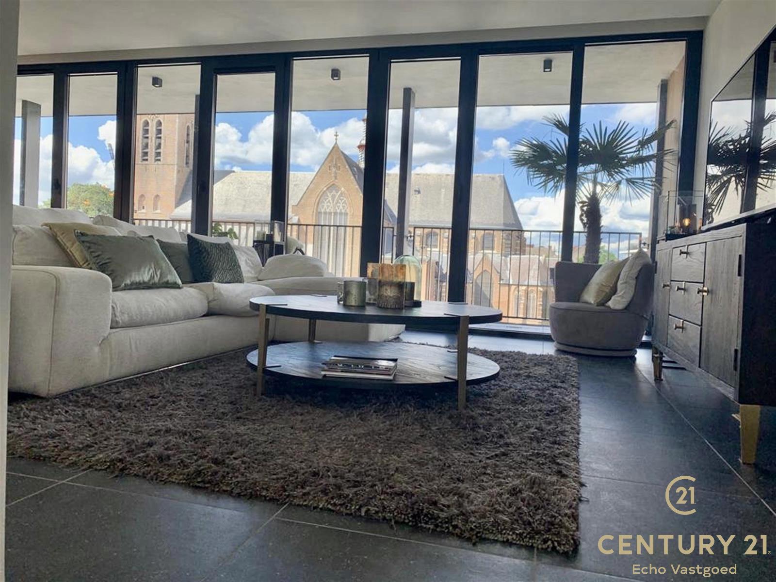 Luxe 2-slaapkamerappartement te huur op toplocatie foto 5