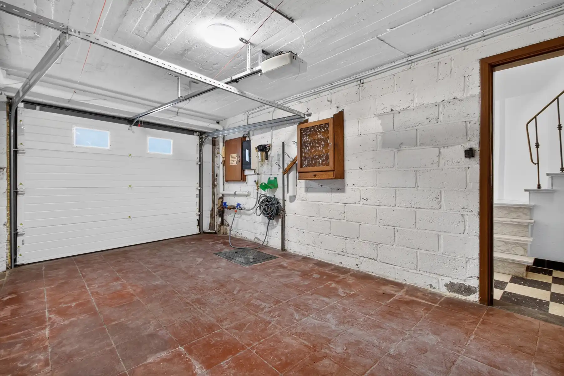 GEZINSWONING + 3 SLK + STADSTUIN + GARAGE + CENTRUM + RUSTIG foto 6