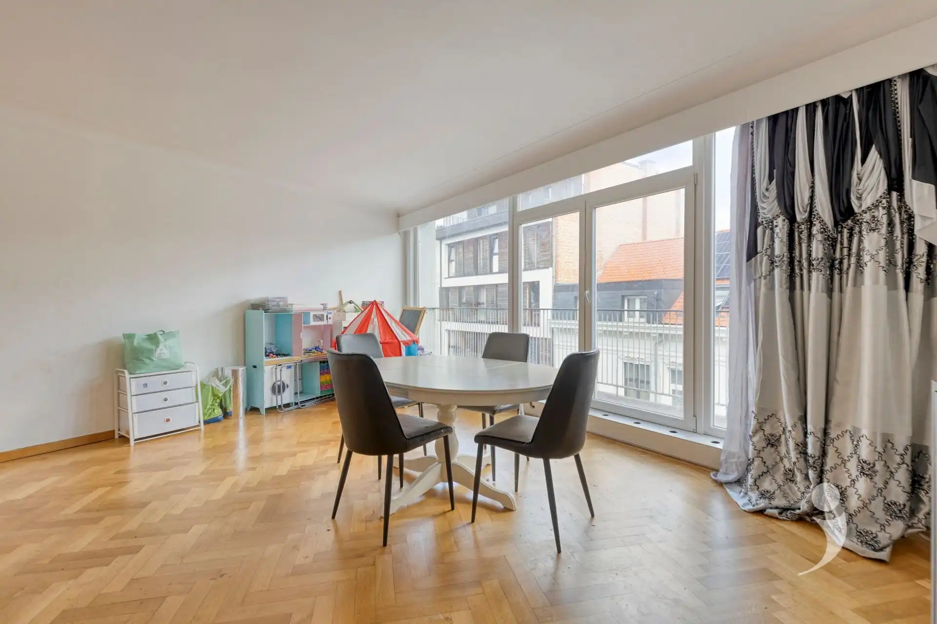 Ruim appartement van 125 m² met twee terrassen in het centrum van Leuven foto 9