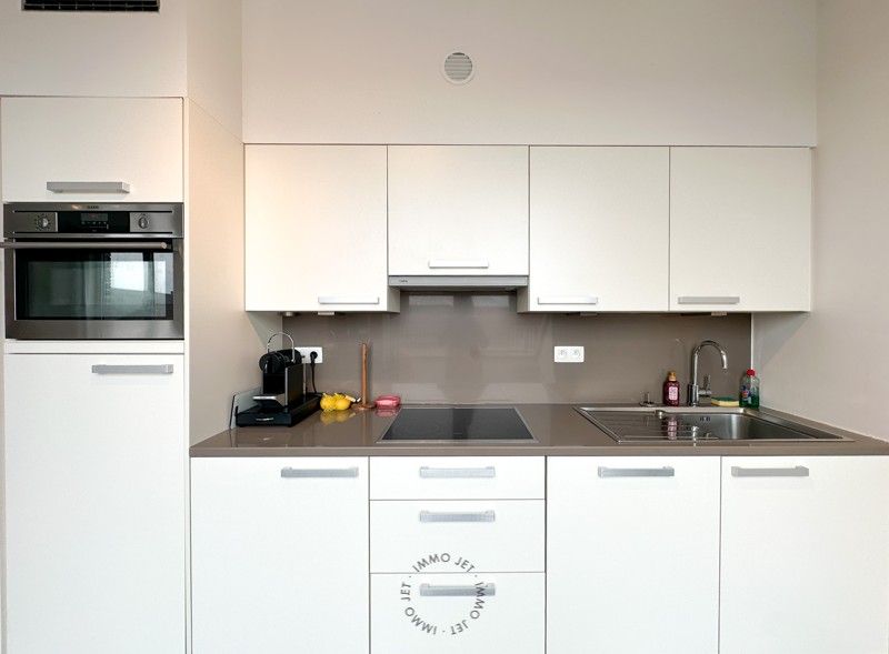 Recent appartement met 1 slaapkamer dichtbij het centrum van Beveren foto 7