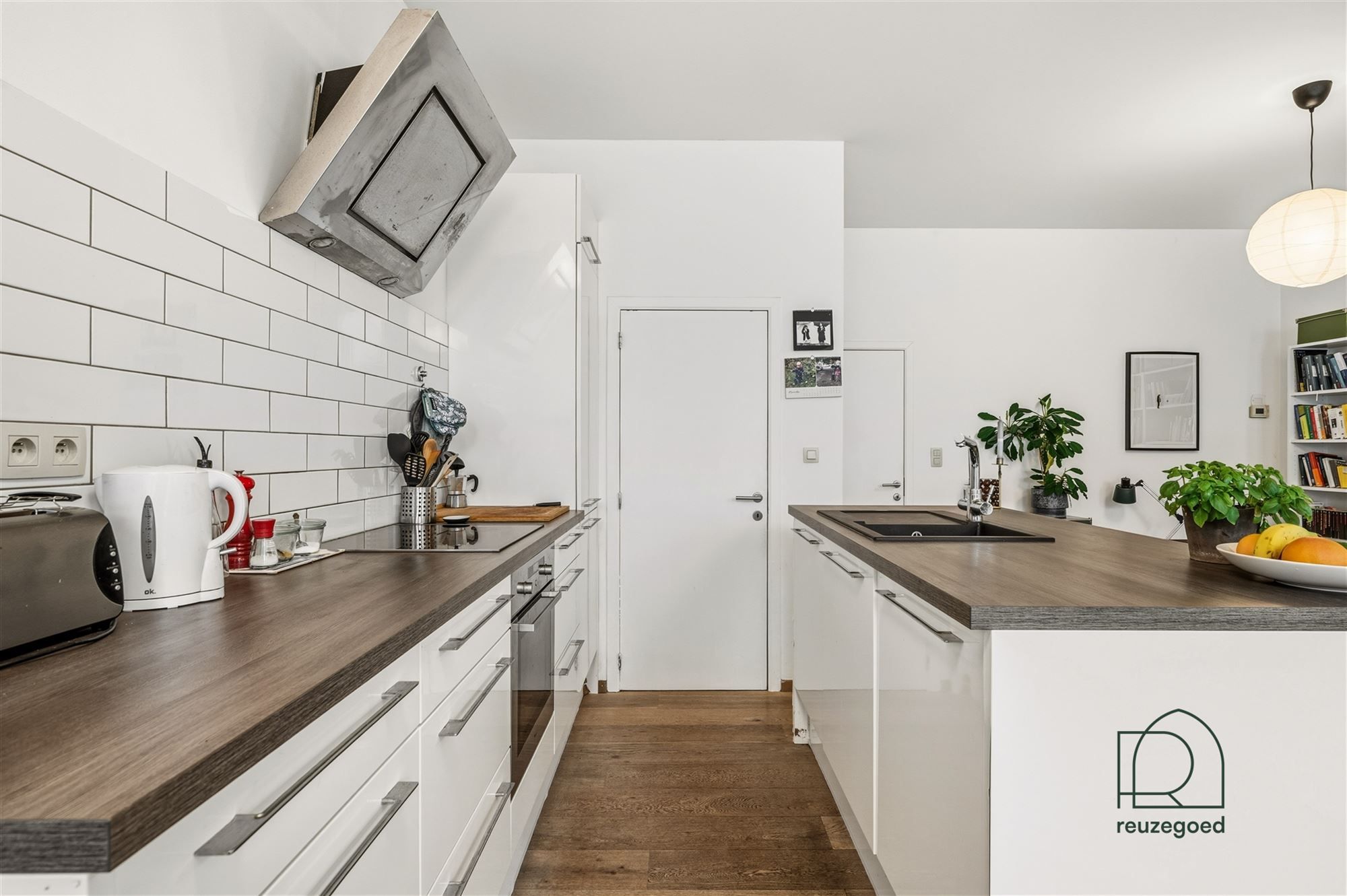 Karaktervol appartement met 2 slaapkamers in Antwerpen foto 14