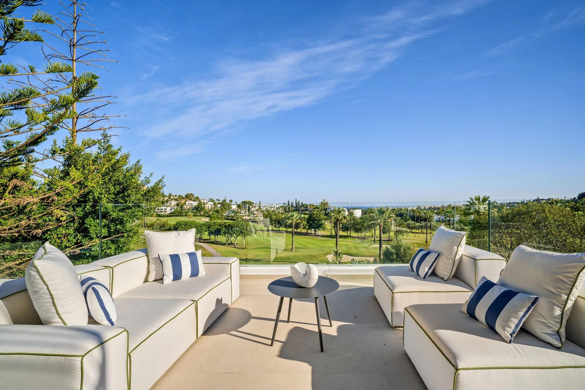 Architecturale pracht aan de golf – ultieme luxe in Marbella foto 29