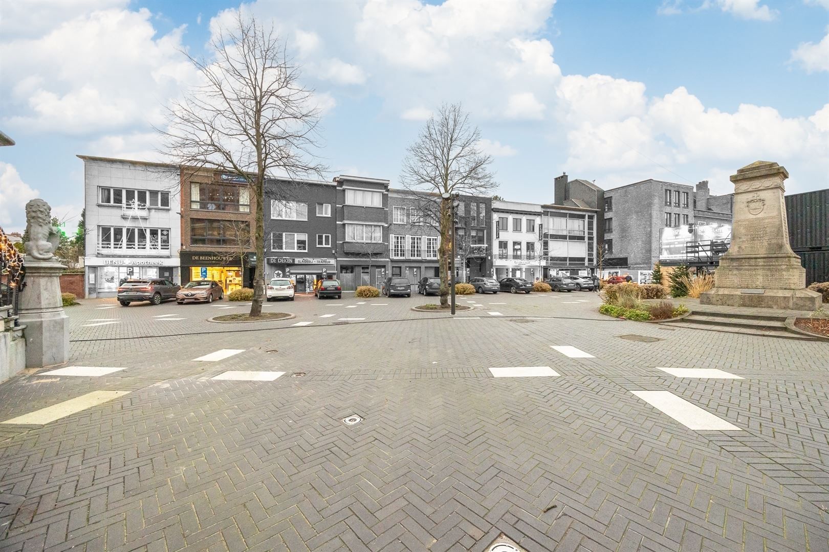 Handelsgelijkvloers op topligging in hartje Brasschaat foto 2