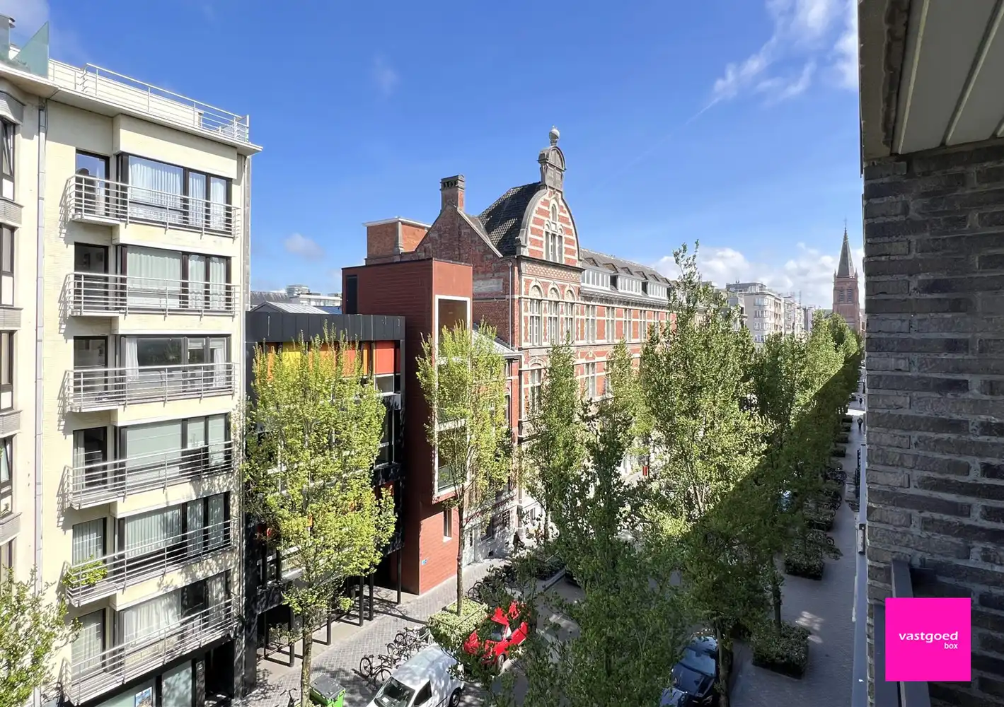 Lichtrijk hoekappartement met 2 slaapkamers en terras, hart van Oostende foto 15