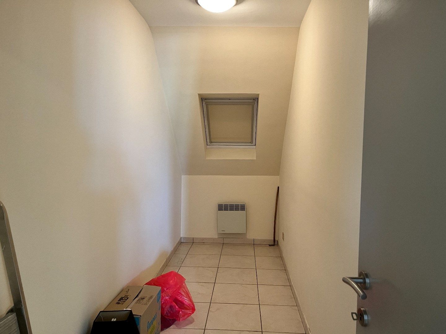 Duplex-appartement met 2 slaapkamers op de Markt van Houthulst  foto 6