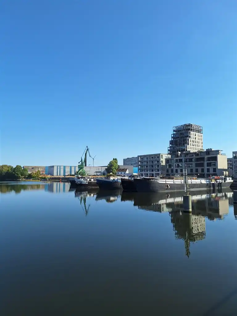 Loftkantoren op het gelijkvloers aan het water foto 5