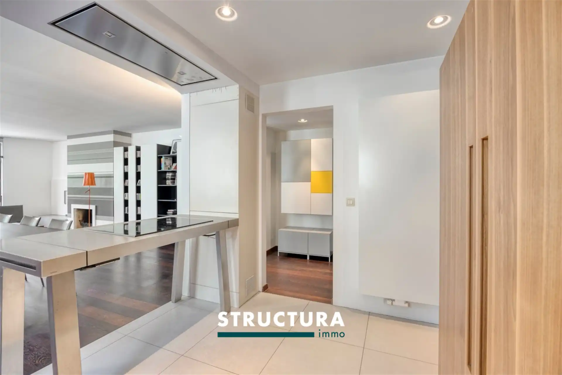 Bent u op zoek naar een ruim, modern en charmant appartement in het hart van Brussel?  foto 6