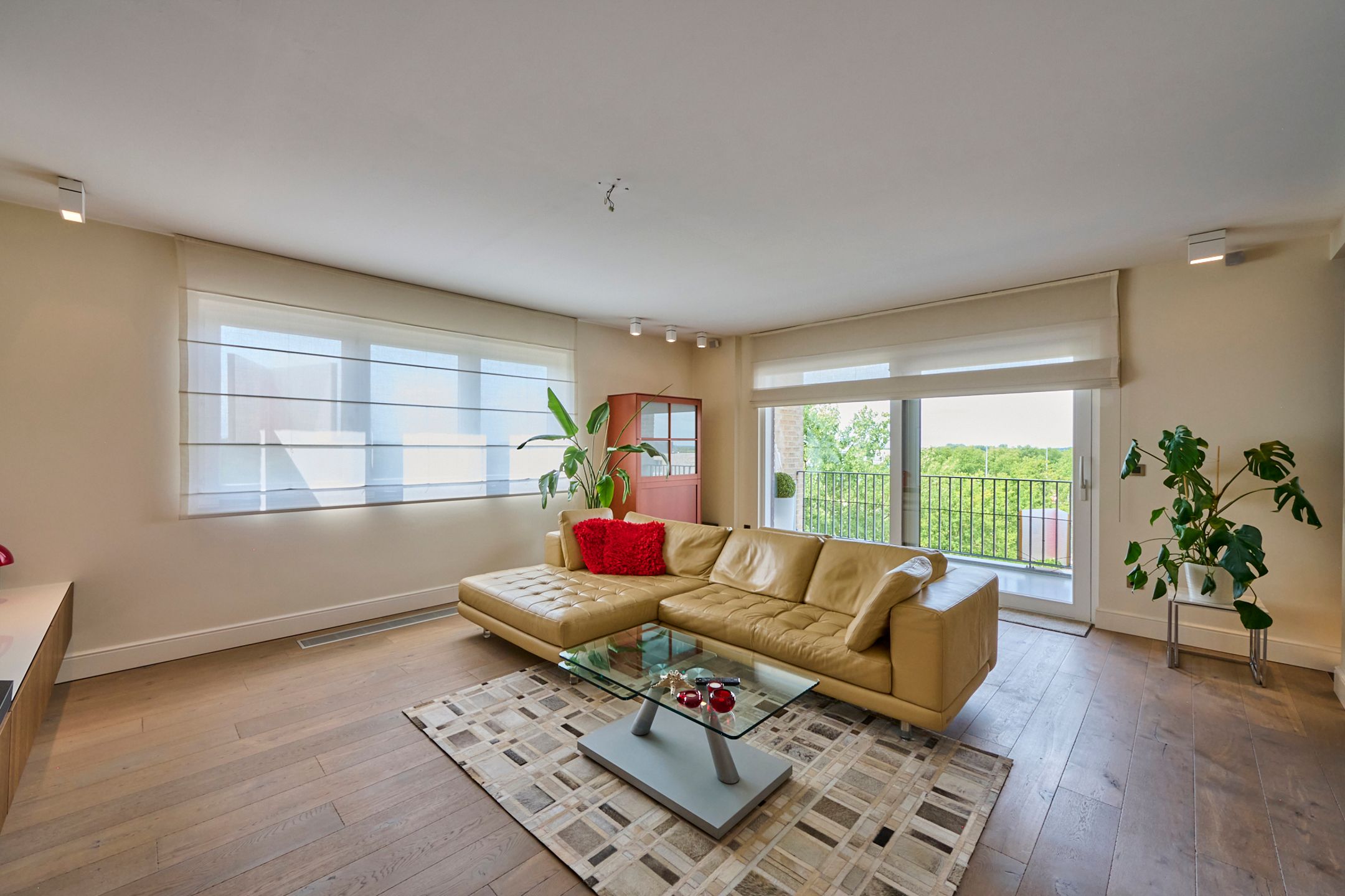 Luxueus afgewerkt penthouse + 2 terrassen + parking foto 5
