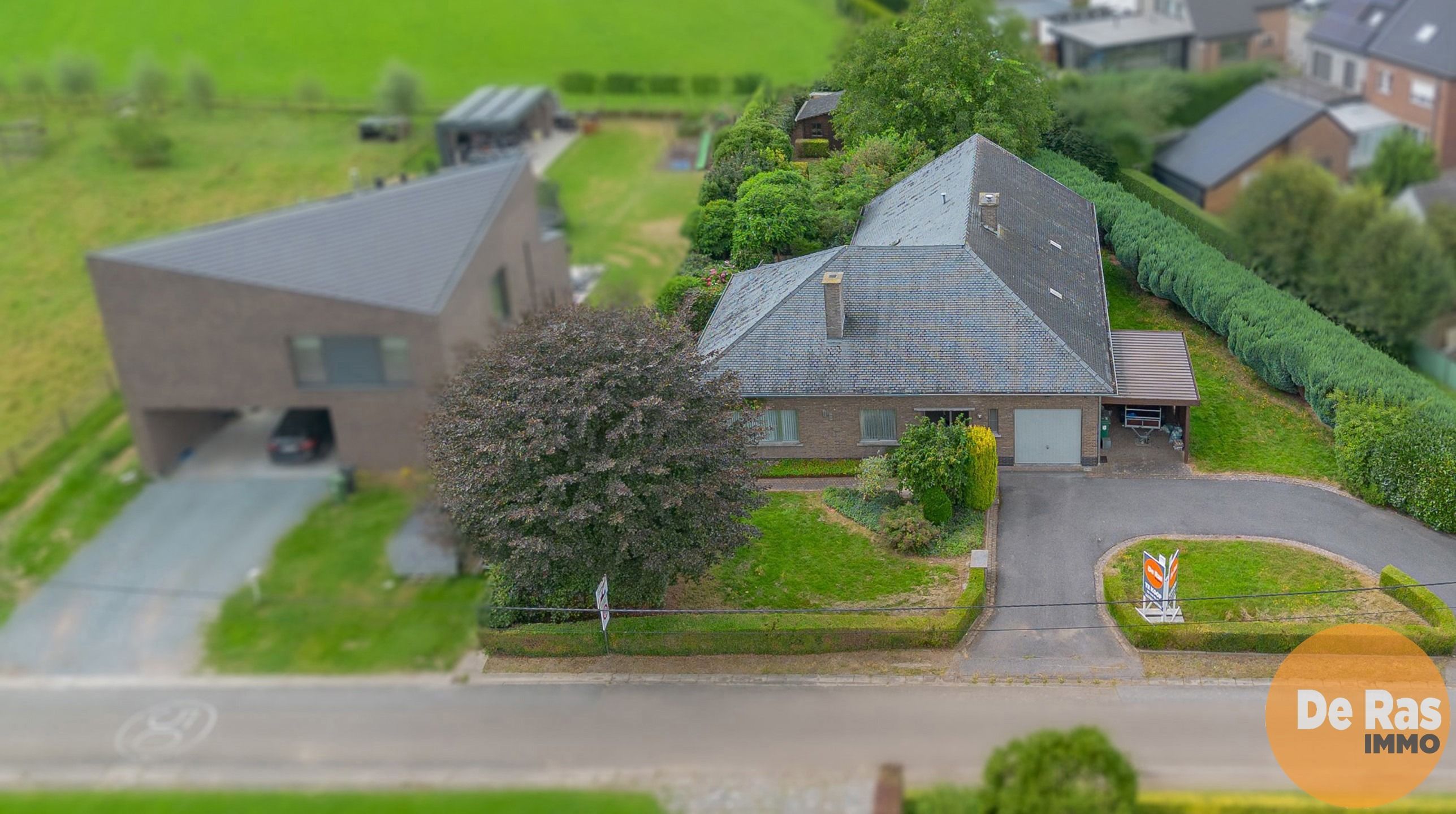 ZOTTEGEM - Centraal gelegen, te renoveren ruime bungalow  foto 22