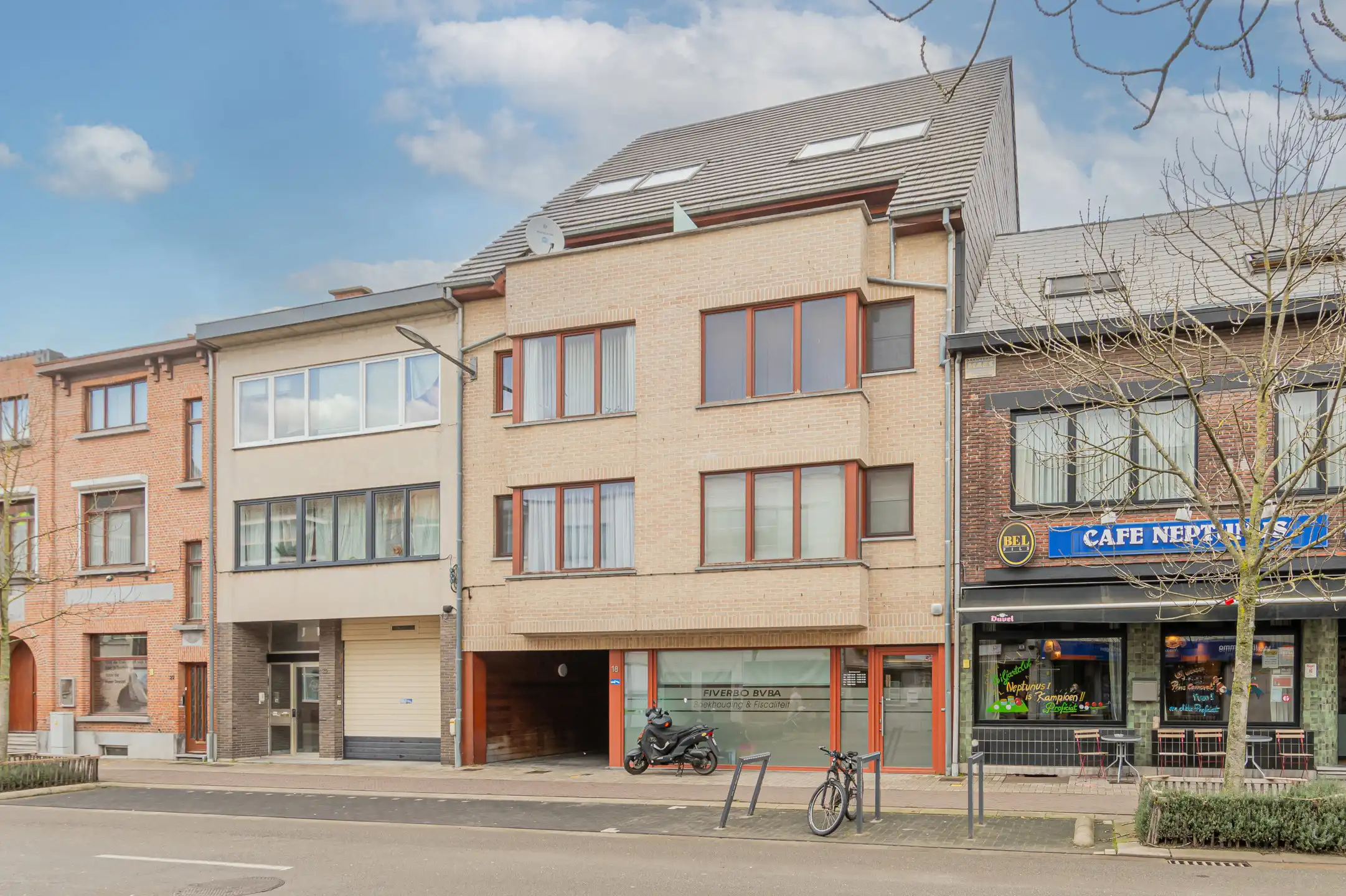 Handelsruimte/kantoorruimte te koop in centrum Willebroek foto 20