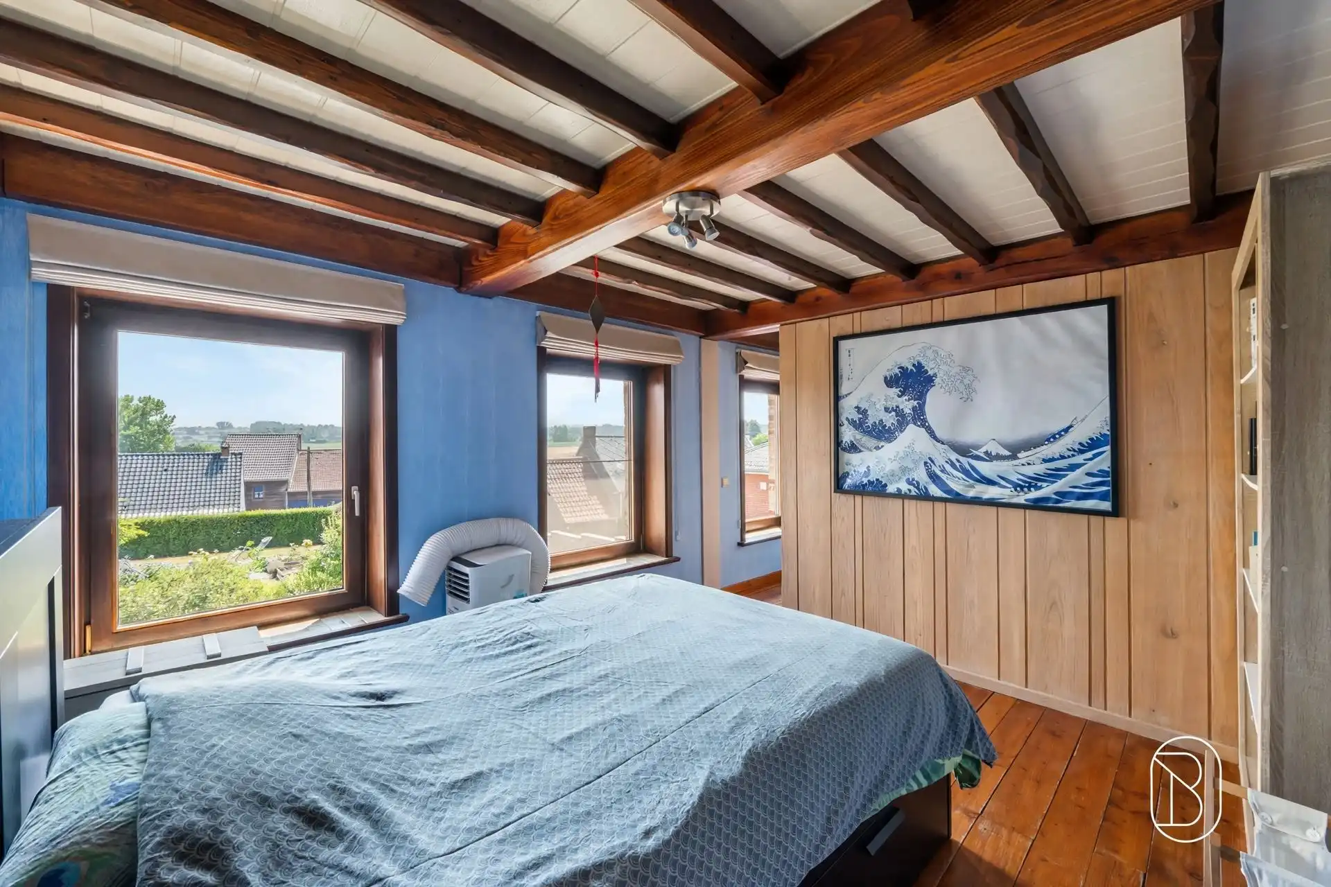 Ruime karakterwoning met 4 slk, grote tuin en charme. foto 28