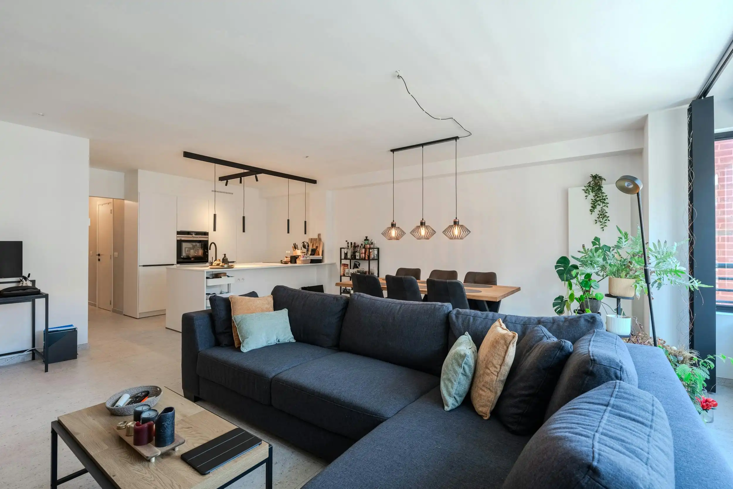 Instapklaar 2-slaapkamer appartement (85m²) te Oostende foto 6