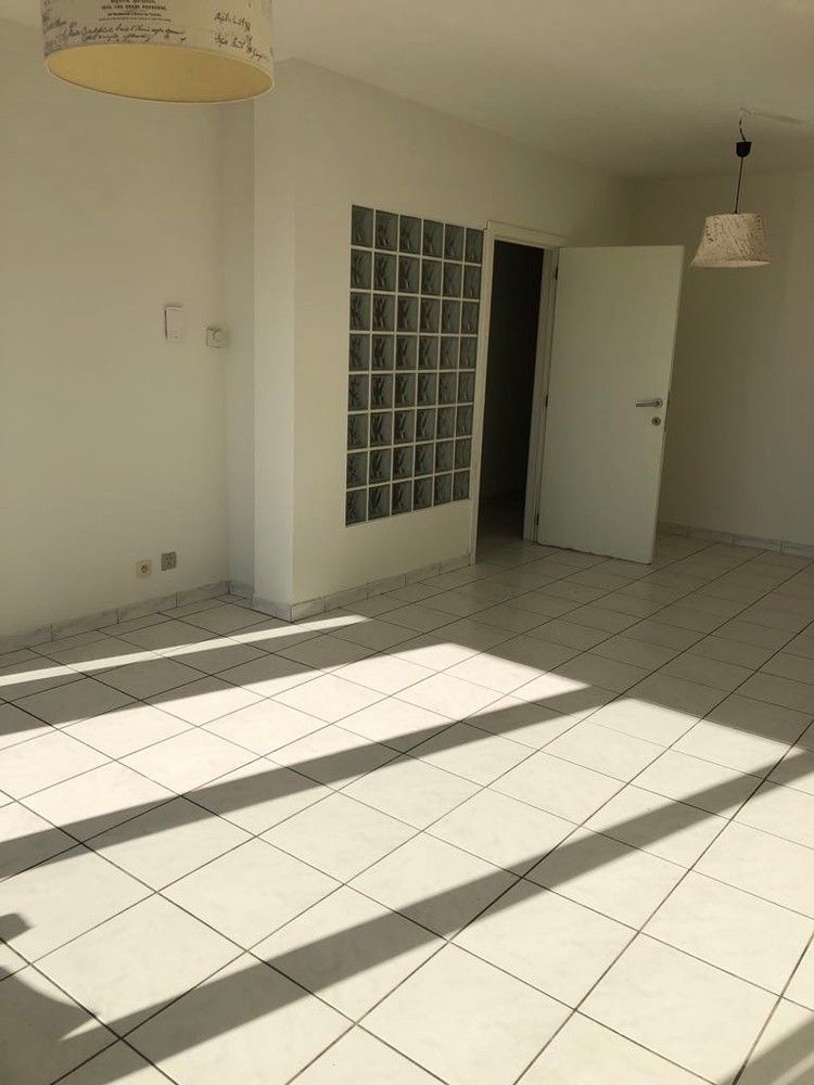 appartement met 2 kamers en kelder foto 2