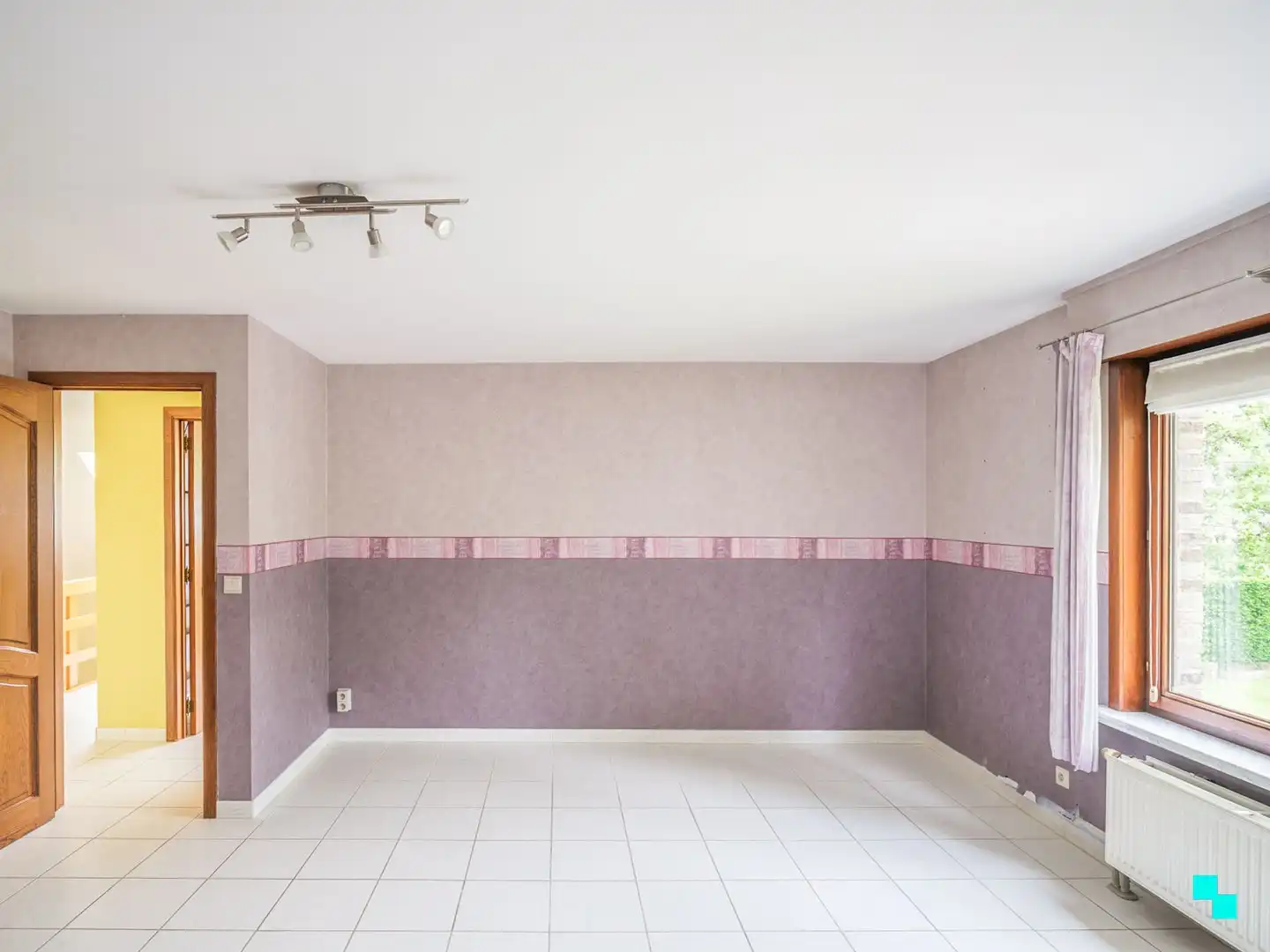 Uitzonderlijk ruime villa in rustige woonwijk foto 13