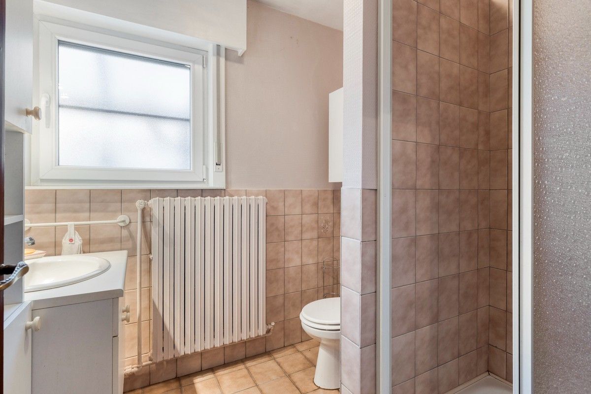 Energiezuinig bel-etage woning met zonnige tuin nabij het Sint-Pietersstation foto 8