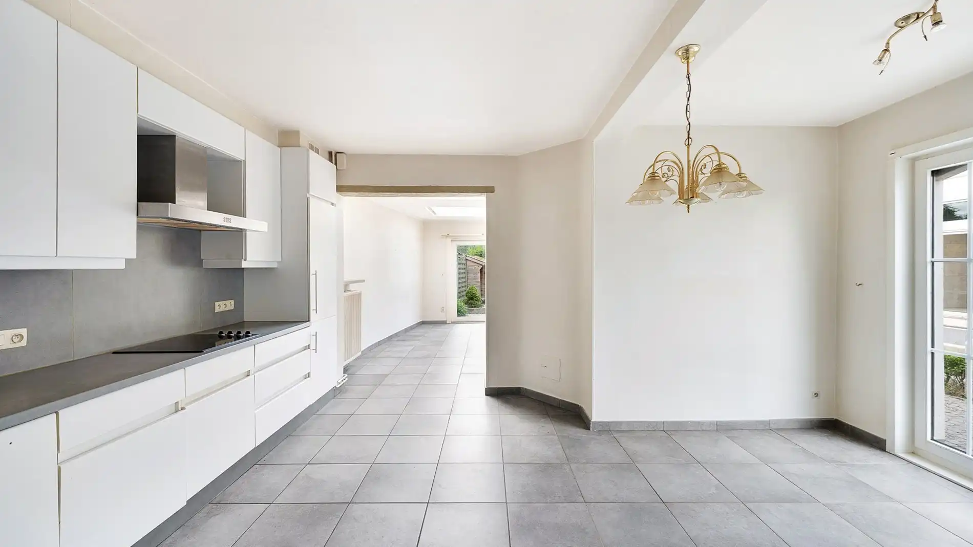 Leuke halfopen woning met garage te Knokke-Westkapelle foto 8