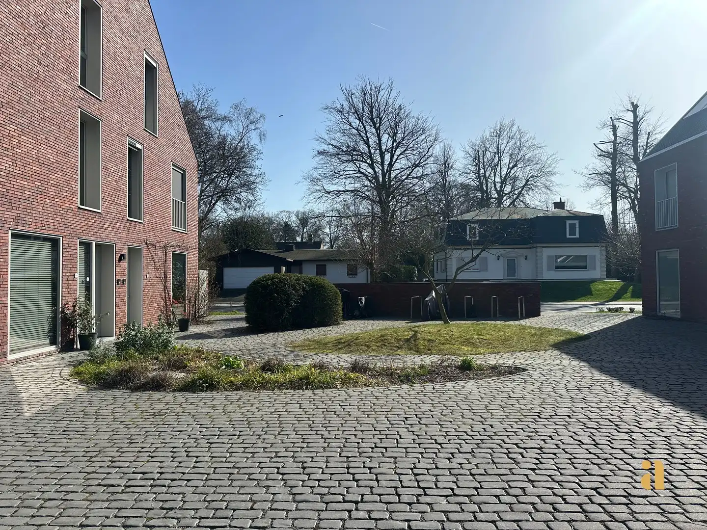 Energiezuinige en lichtrijke gezinswoning met zonnige tuin foto 3
