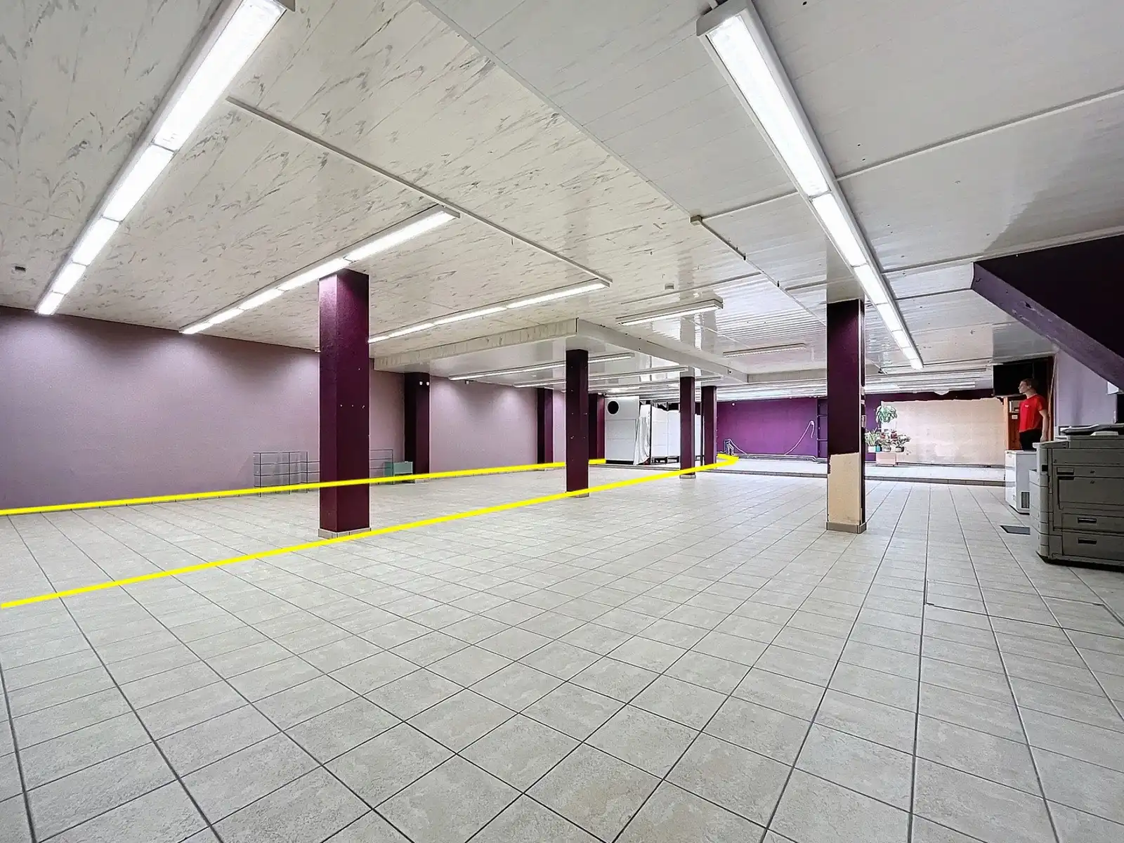 Gelijkvloers handelsruimte in centrum van Kontich-Kazerne foto 6