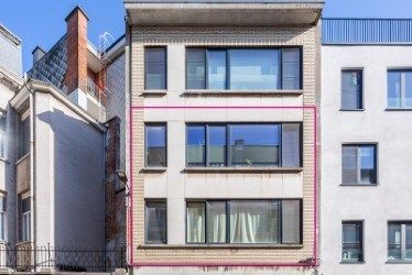 Hoofdfoto van de publicatie: 2 gerenoveerde studio's op top locatie