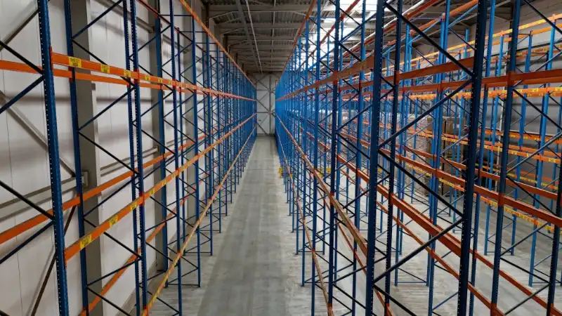 Industrieel gebouw te huur foto 5