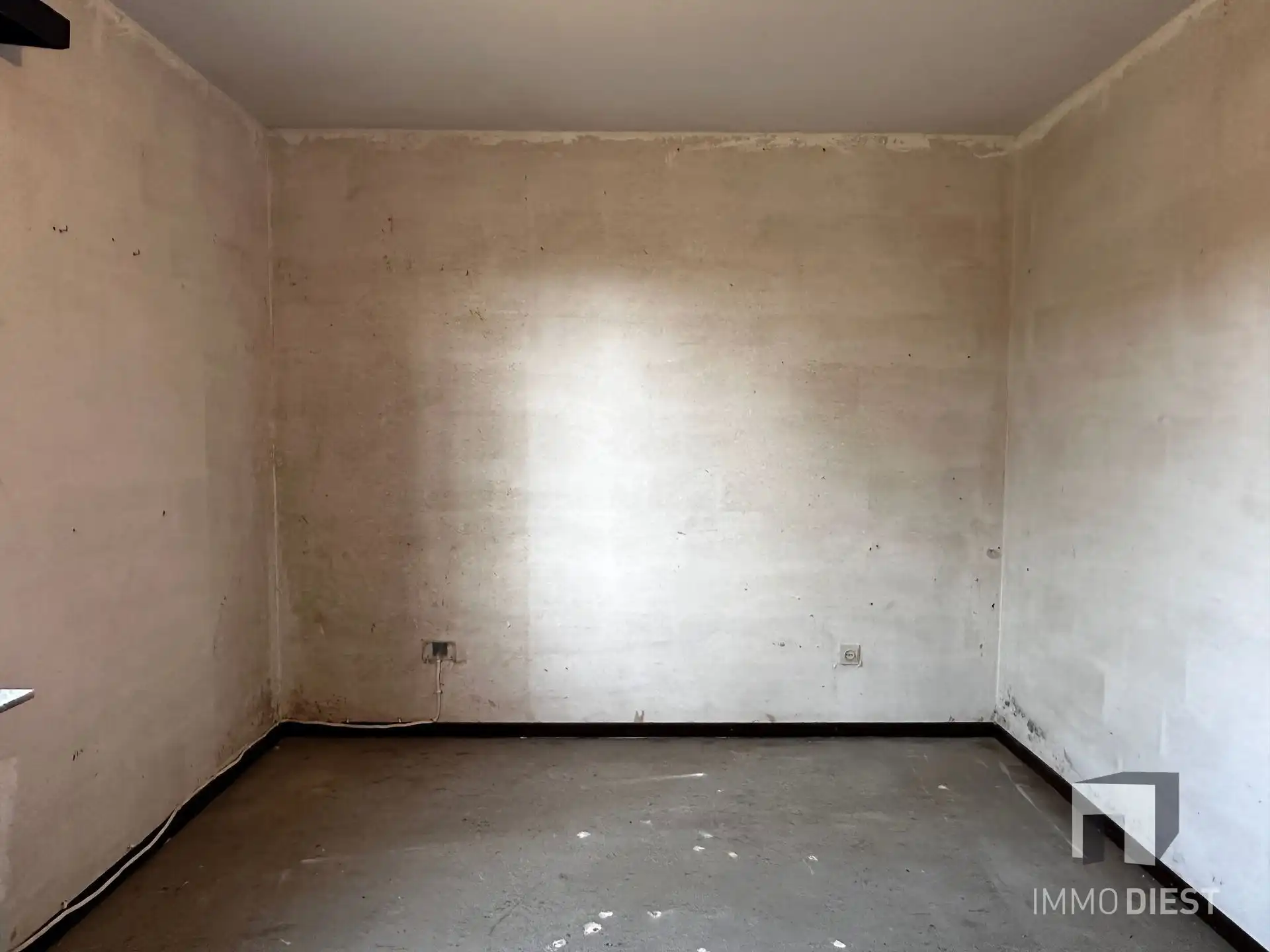 Te renoveren woning met 4 slaapkamers op Schellekensberg foto 16