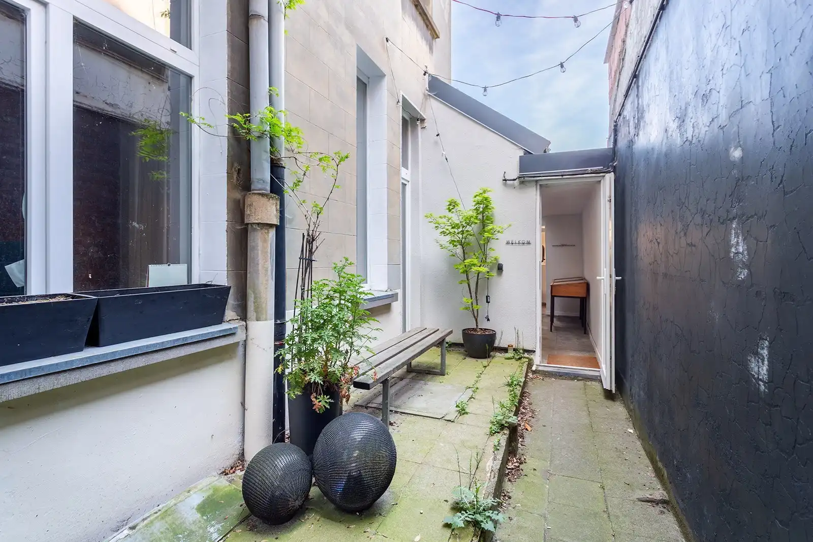 Eigenzinnig atelier in kleinschalig gebouw foto 2