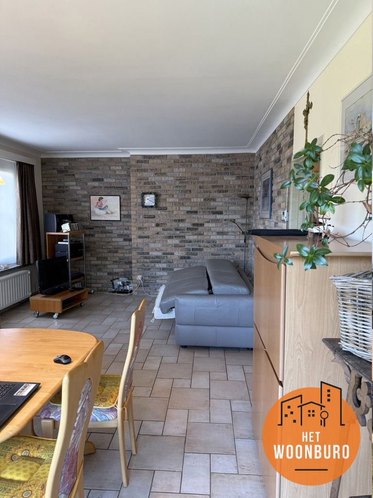 Appartement 2e Verd. met kelder en garage foto 8