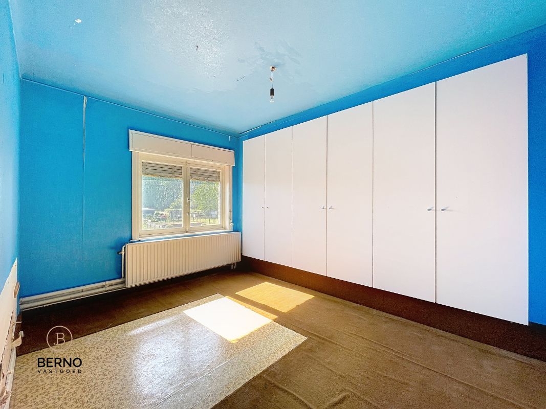 Statige, ruime woning met mooie tuin foto 12