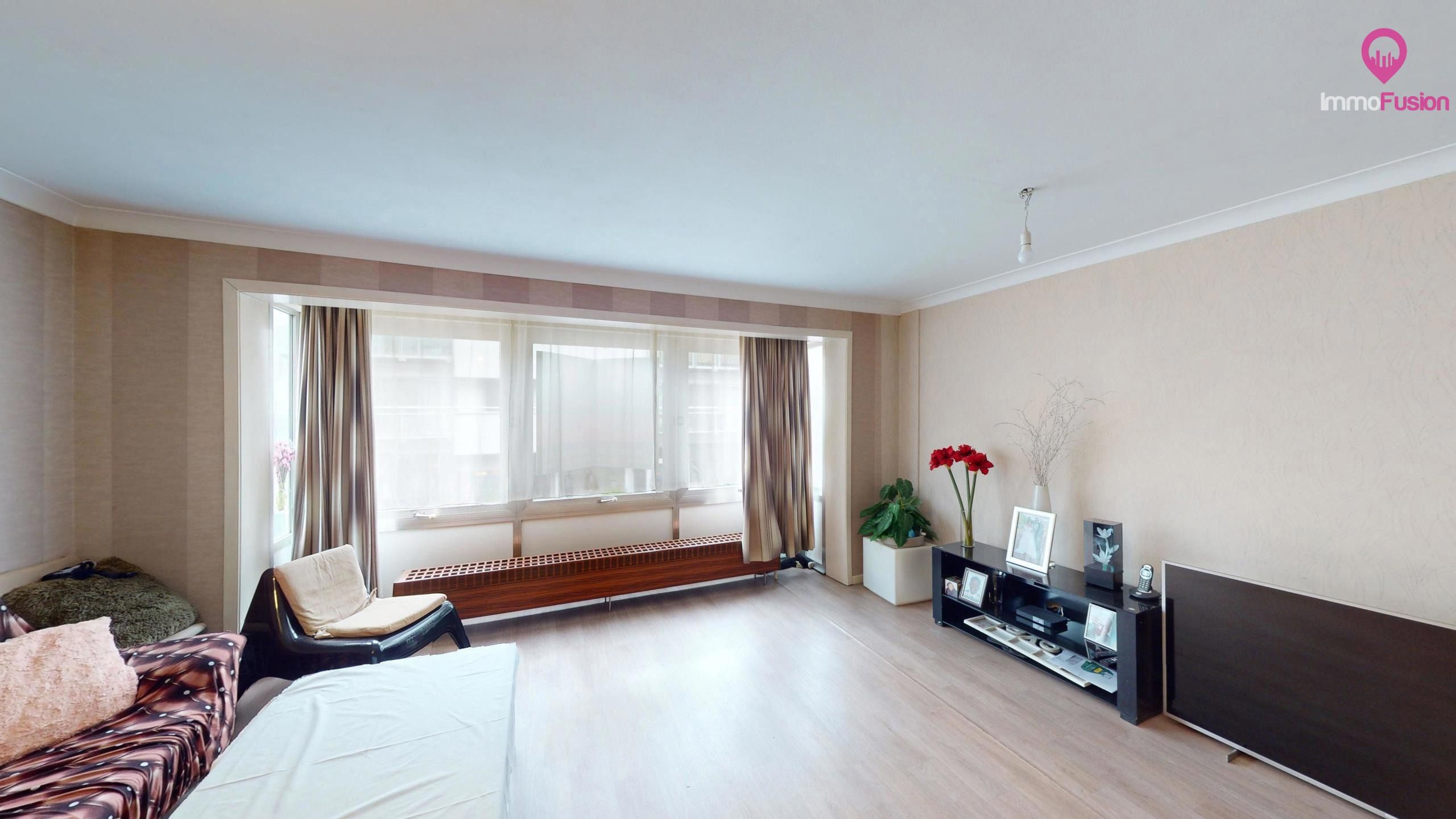 Gunstig gelegen appartement in Beringen-centrum met 2 slpk! foto 2
