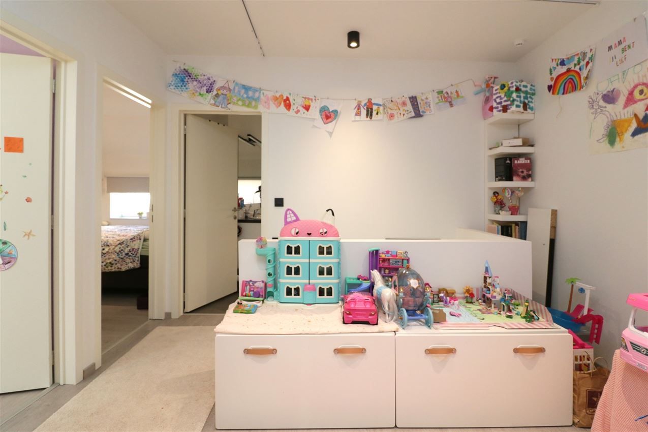 Gerenoveerde woning met tuin op rustige locatie foto 21