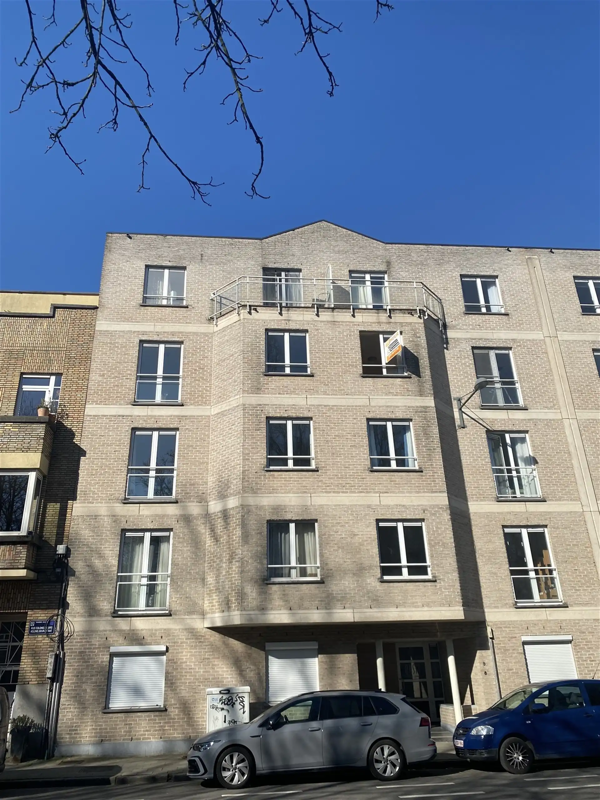 Verzorgd appartement met 2 slaapkamers. foto 2