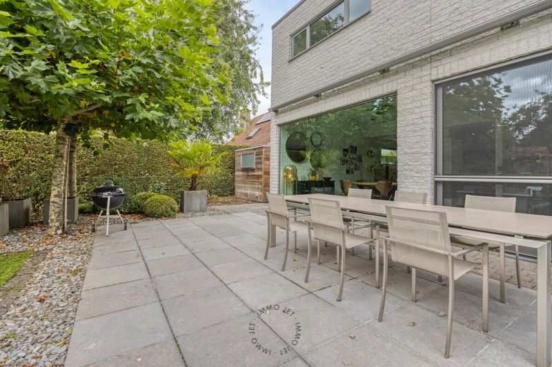 Exclusieve villa met zwembad in rustige wijk nabij het centrum van Beveren foto 26