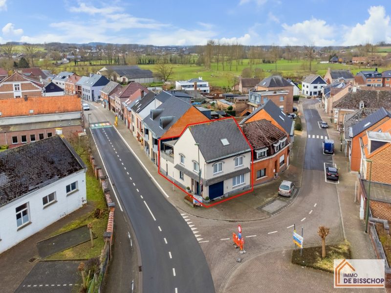 Prachtig handelspand met woonst in het centrum van Gooik foto 2