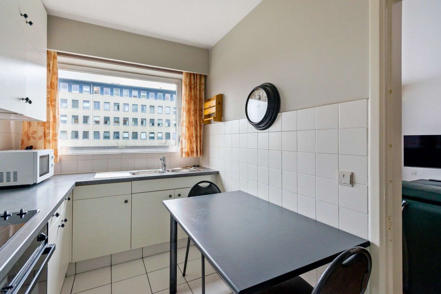 Leuk appartement met 2 slaapkamers & terras in Deurne foto 9