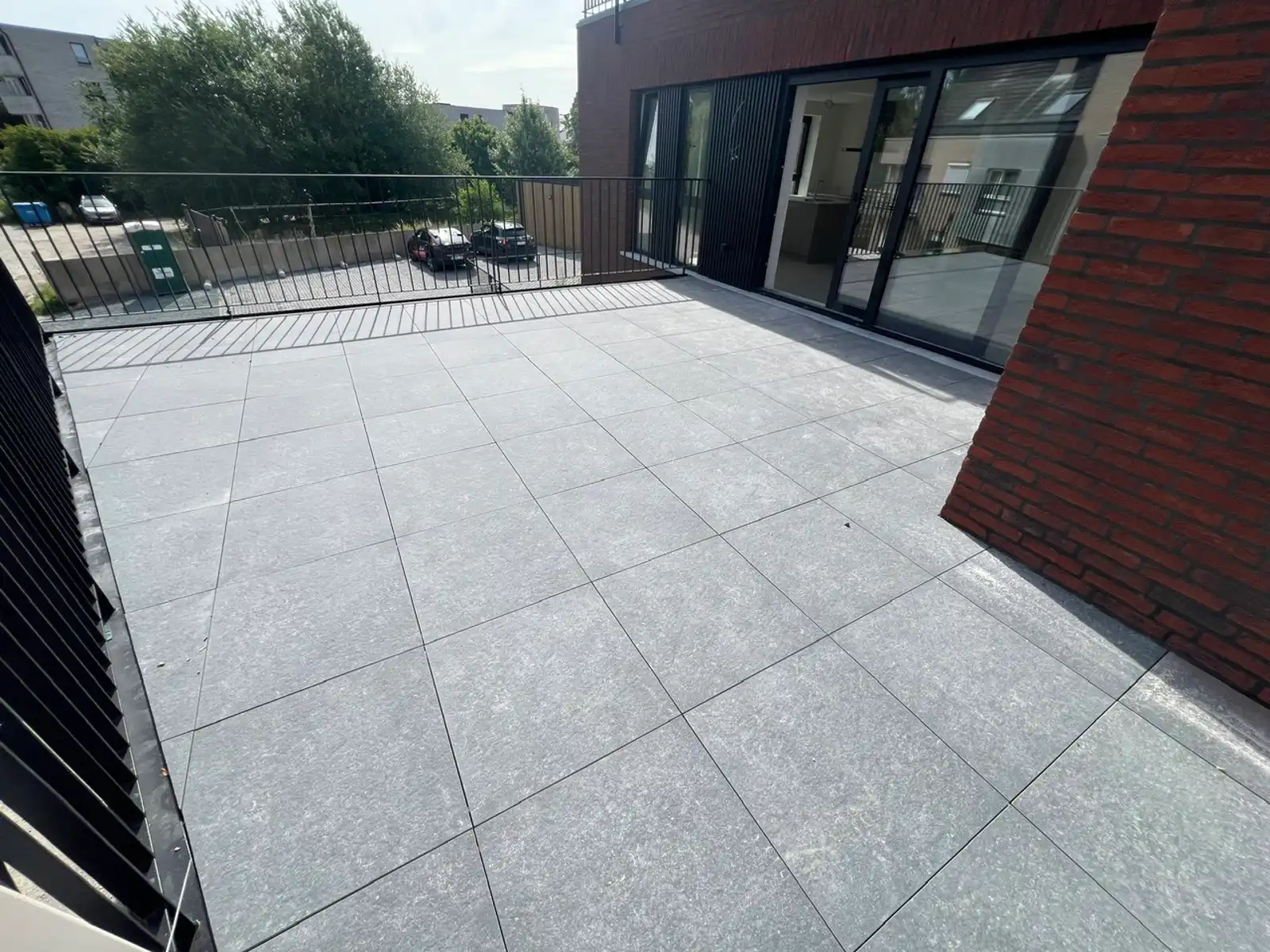 Nieuwbouwapp met 1slpk, ZW terras (26m²) en parking foto 2