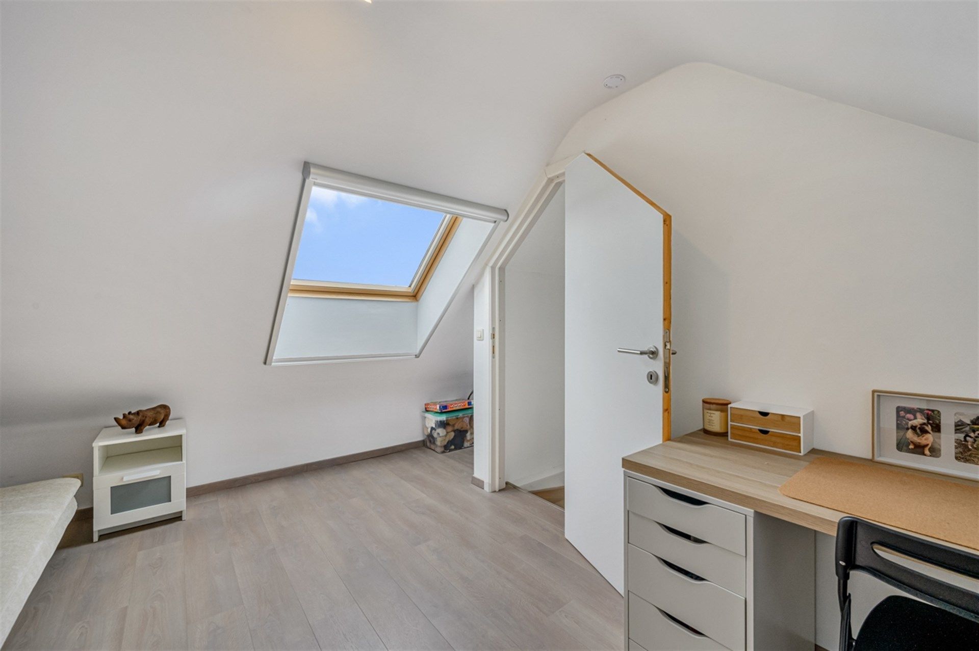 Stijlvol duplex-appartement met 3 slaapkamers in Denderleeuw – op wandelafstand van het station foto 9