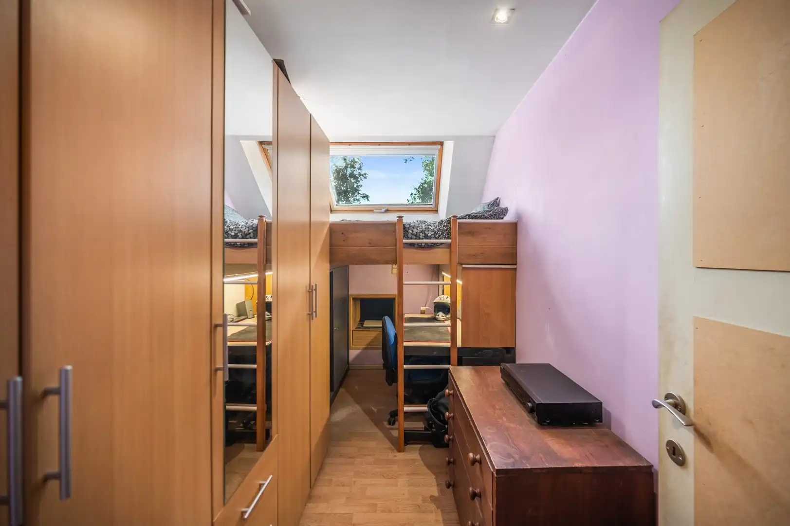 Rustig gelegen, karaktervolle woning met 3 slaapkamers. foto 10