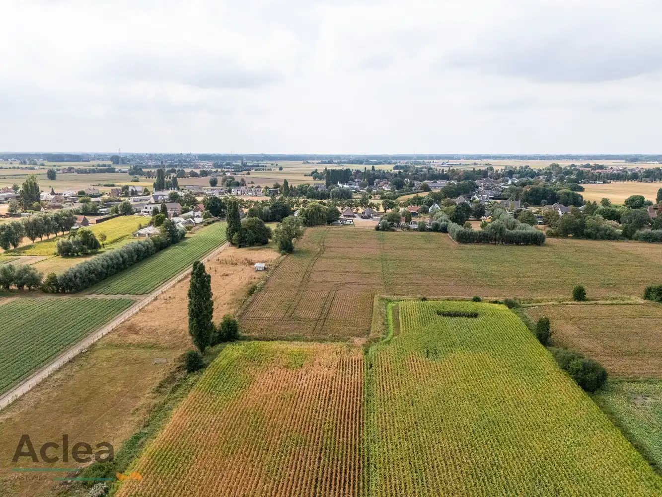 Te renoveren open bebouwing met landelijke ligging foto 41
