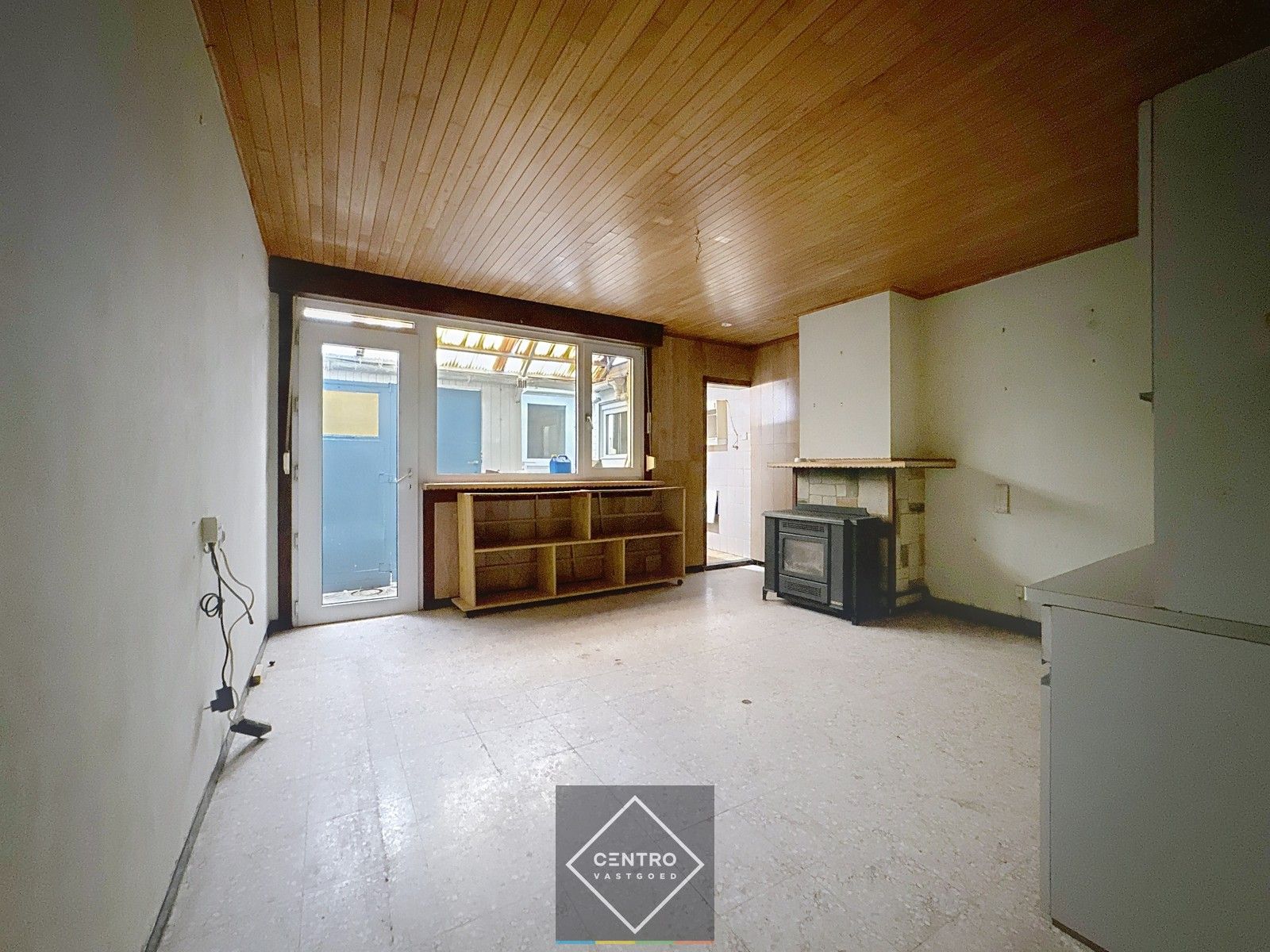 Budgetvriendelijke woning met veel potentieel nabij het centrum! foto 3